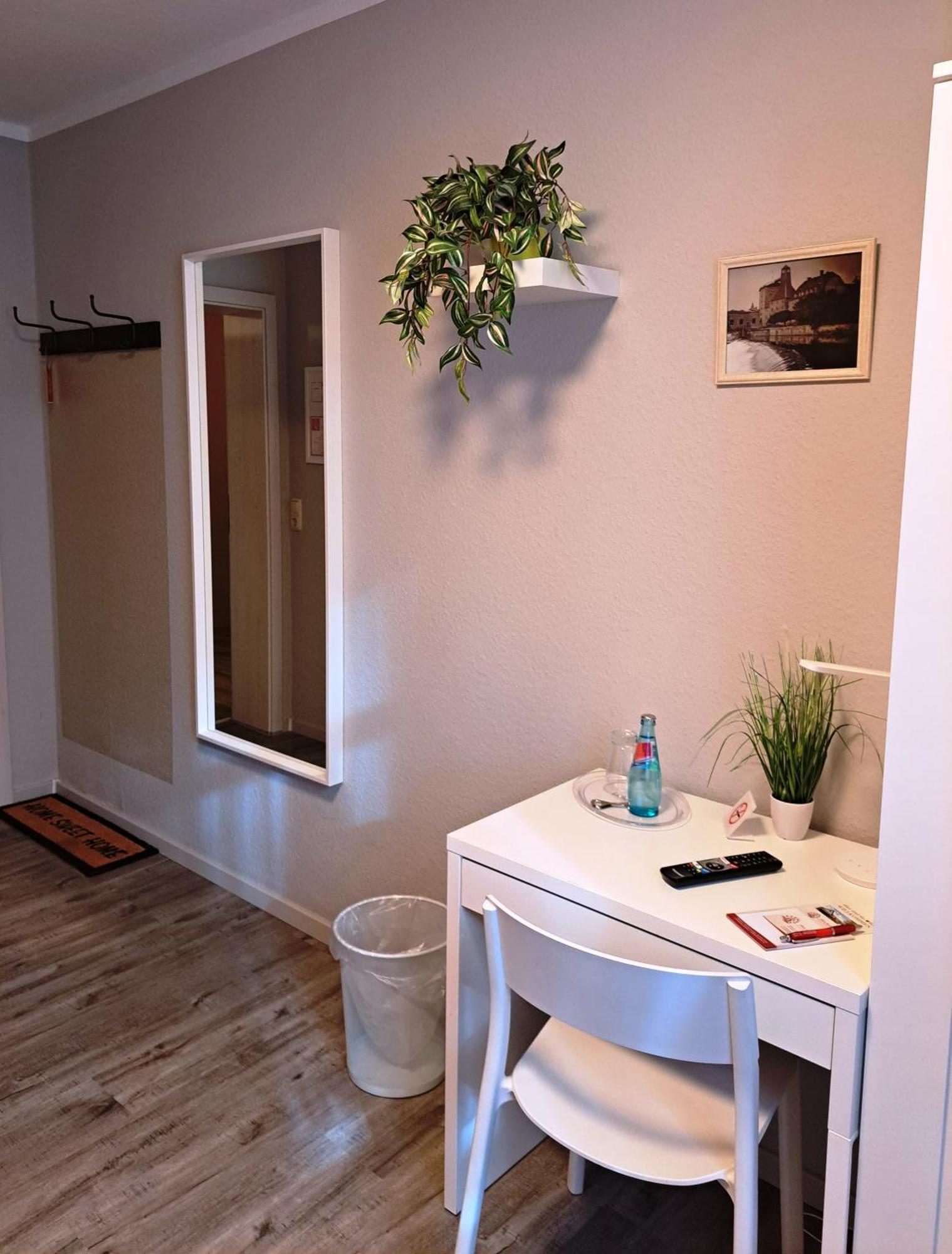 Hotel Altes Badehaus Bad Dürrenberg Екстериор снимка