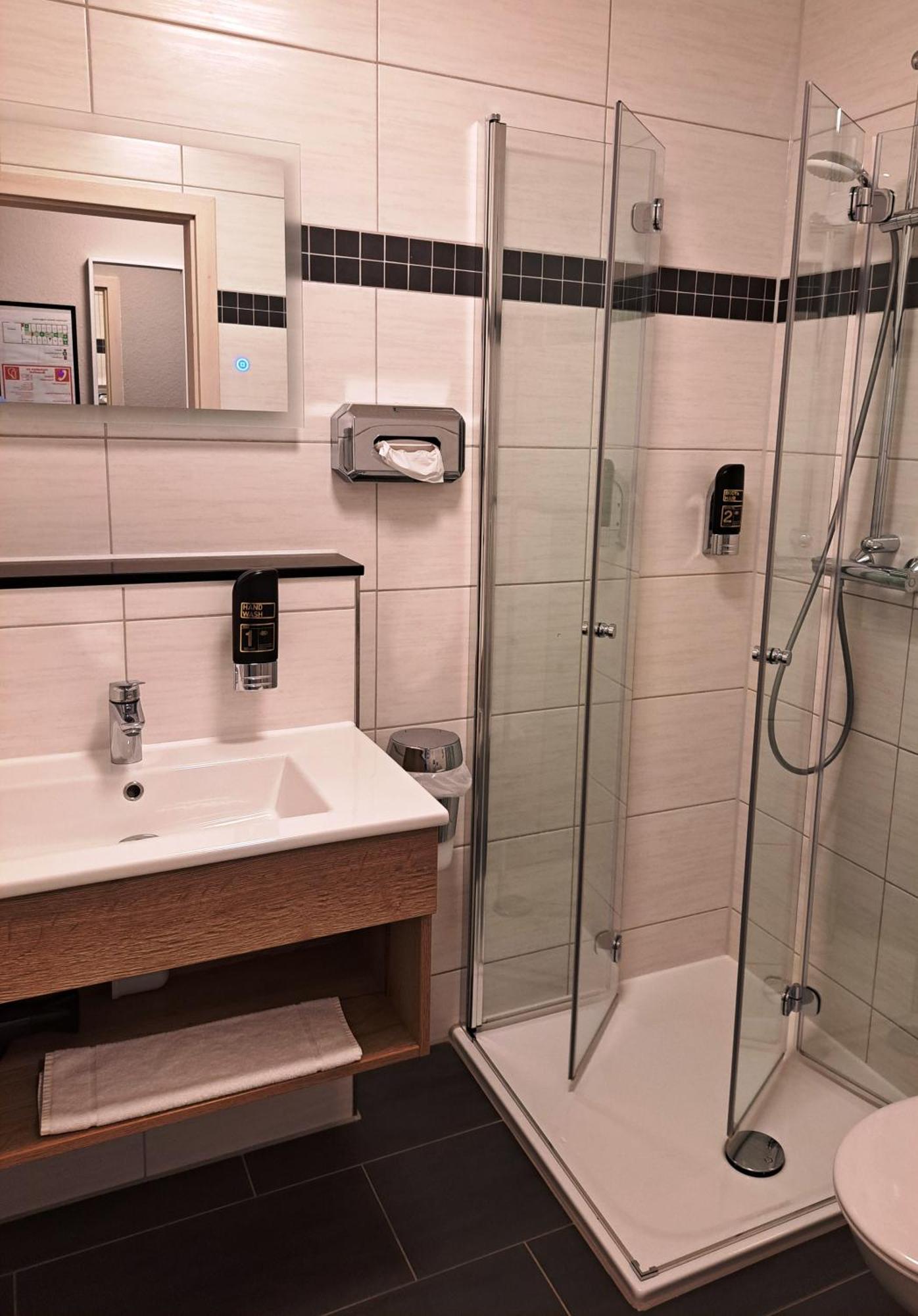 Hotel Altes Badehaus Bad Dürrenberg Екстериор снимка