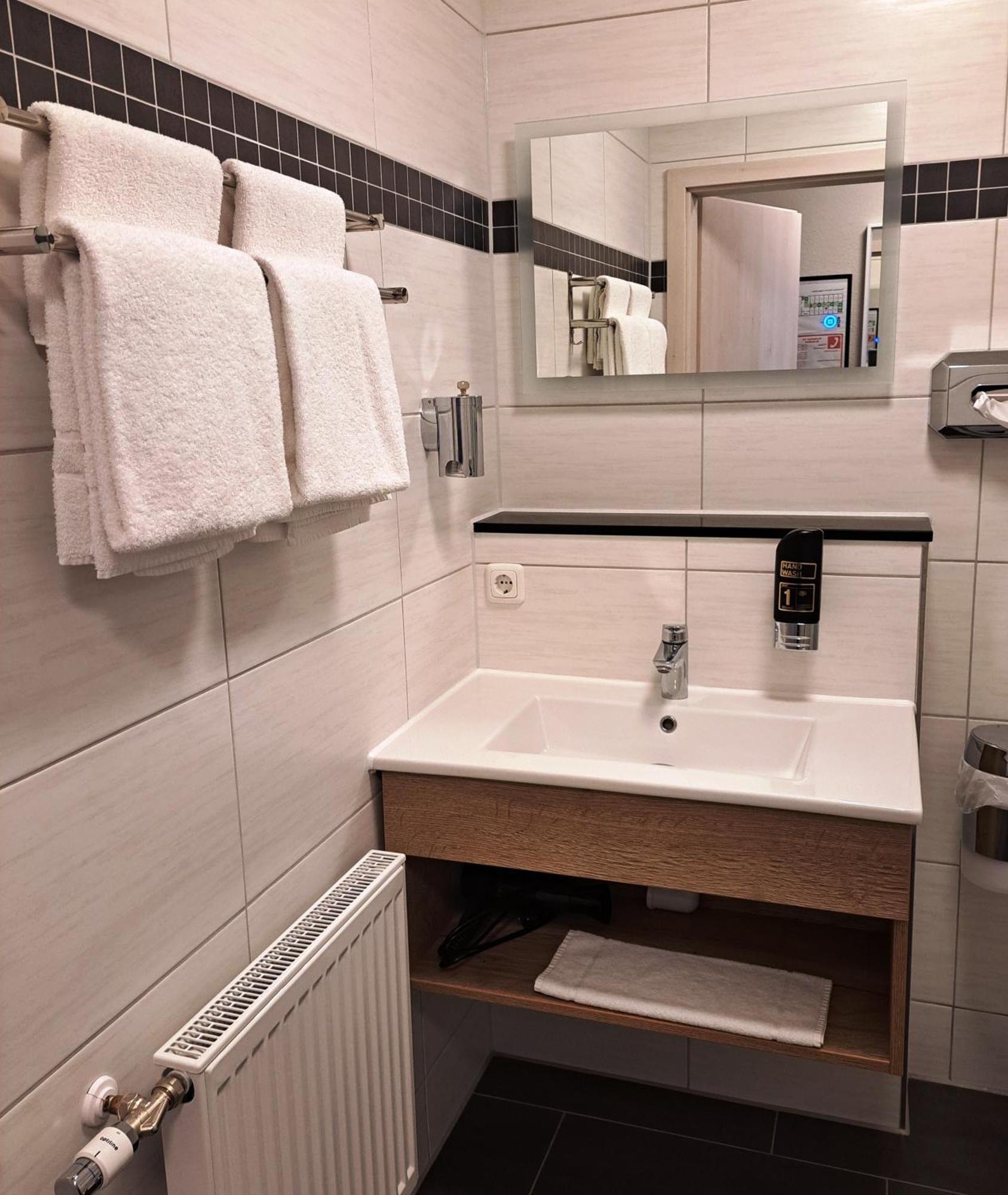 Hotel Altes Badehaus Bad Dürrenberg Екстериор снимка
